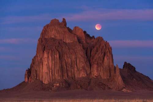 Le rendez-vous Facebook devient violent après la rencontre d’un couple à Shiprock – The Journal