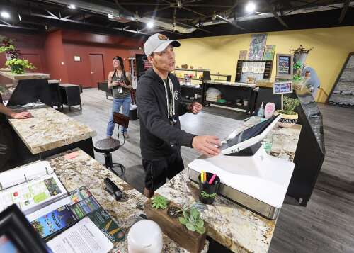 Couples foster cannabis culture in Farmington and Aztec – The Durango Herald