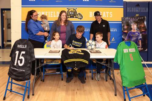 High school soccer stars look to make impact in college sports