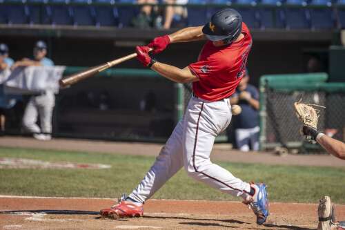 D-Bat, Nationals take different paths to CMWS finals