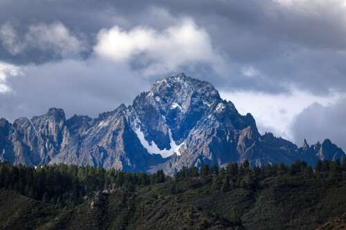 Colorado man dies while hiking Mount Sneffels near Ouray