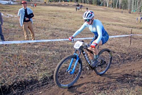 Former Skyhawk racing in Women's Tour de France