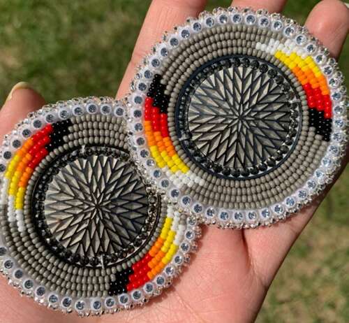 Circle beaded earrings online