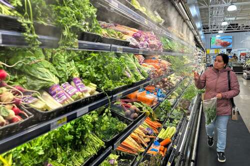 U.S. economic growth weaker than thought in fourth quarter