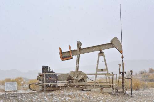 Conservation groups sue New Mexico over unplugged oil and gas wells