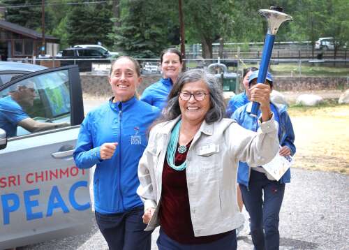 Photos: A cross-country run for peace