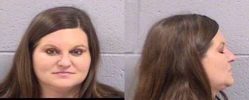 Farmington woman accused of having sex with teen