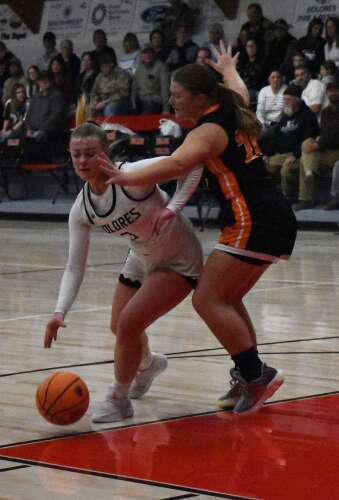 High-energy Bears surge to fourth straight win