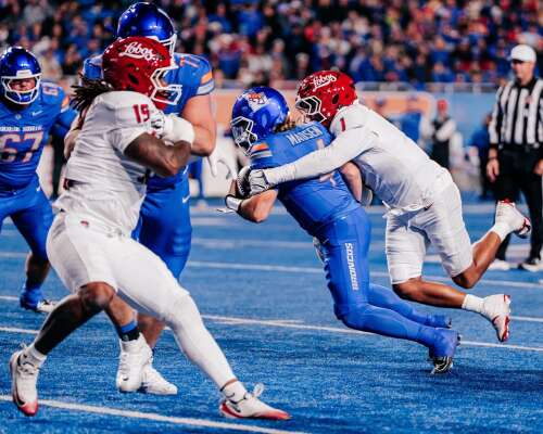 Lobos stumble in fourth quarter, losing on the road to Boise State