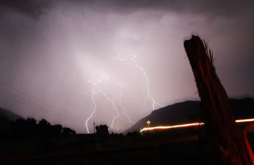 Brief thunderstorms may do more harm than good during wildfire season