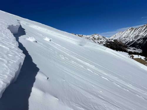 Colorado Avalanche Information Center issues warning ahead of Presidents Day weekend