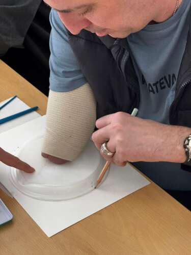 Durango artist helps wounded soldiers in Ukraine heal through art