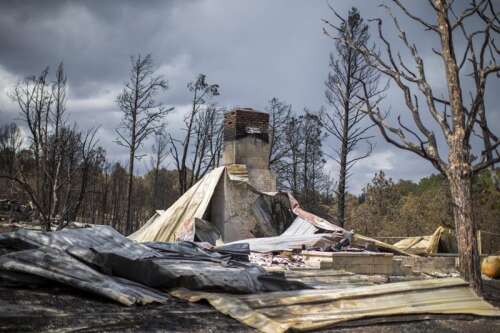 Lightning strike responsible for New Mexico wildfire that killed 2 people and damaged 1,400 buildings – The Tri-City Record