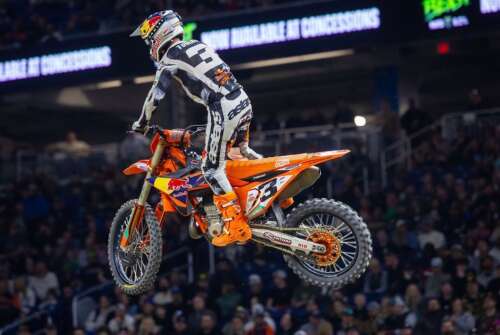 Eli Tomac reclaims points lead after fifth-place finish in Detroit