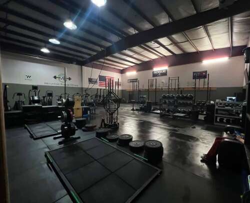 ‘Open to our heroes’: Mountain Range Fitness in Cortez offers free access to firefighters