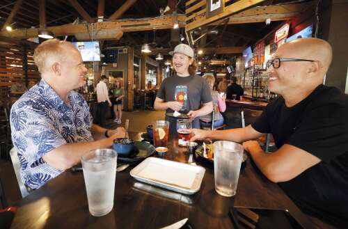 Has tipping culture gotten out of control in Durango? - Vimarsana News