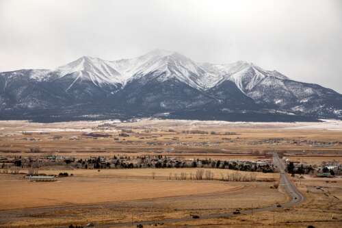 Dispersed camping is out of control in Chaffee County; officials are seeking solutions - Vimarsana News