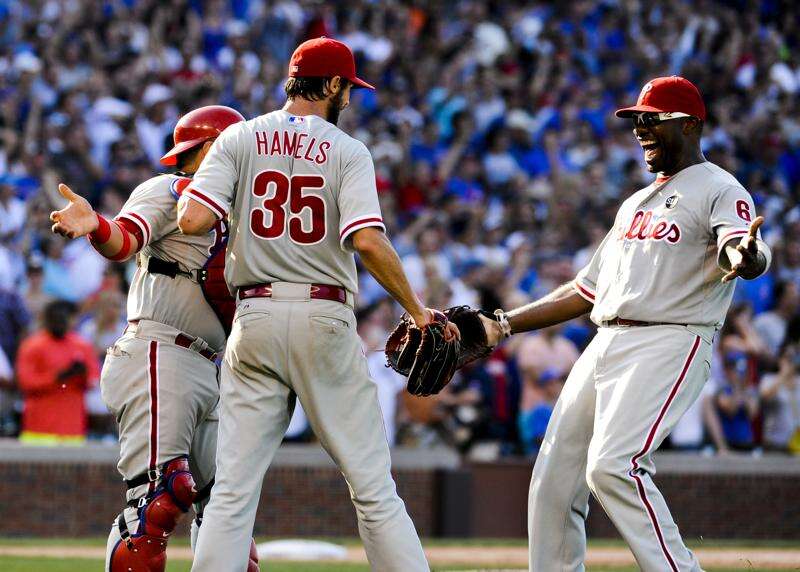 Cole Hamels throws first career no-hitter vs. Cubs