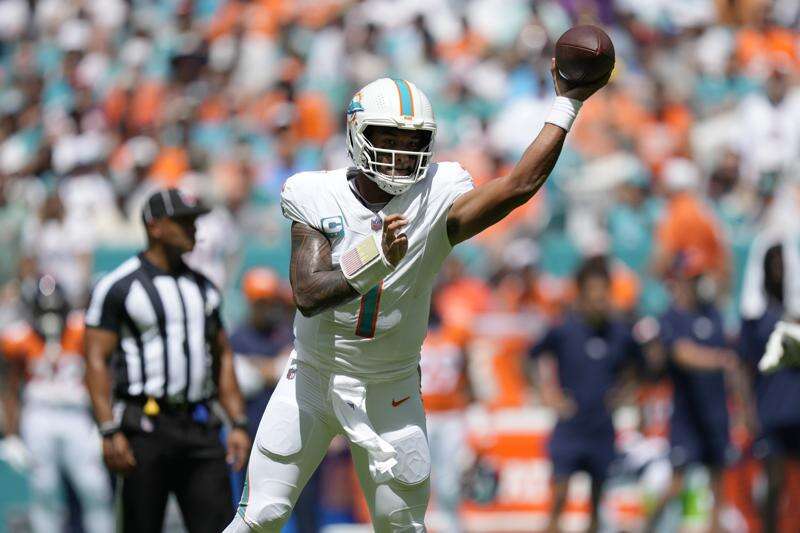 Dolphins rout Broncos 70-20, scoring the most points by an NFL team in a  game since 1966 – The Journal