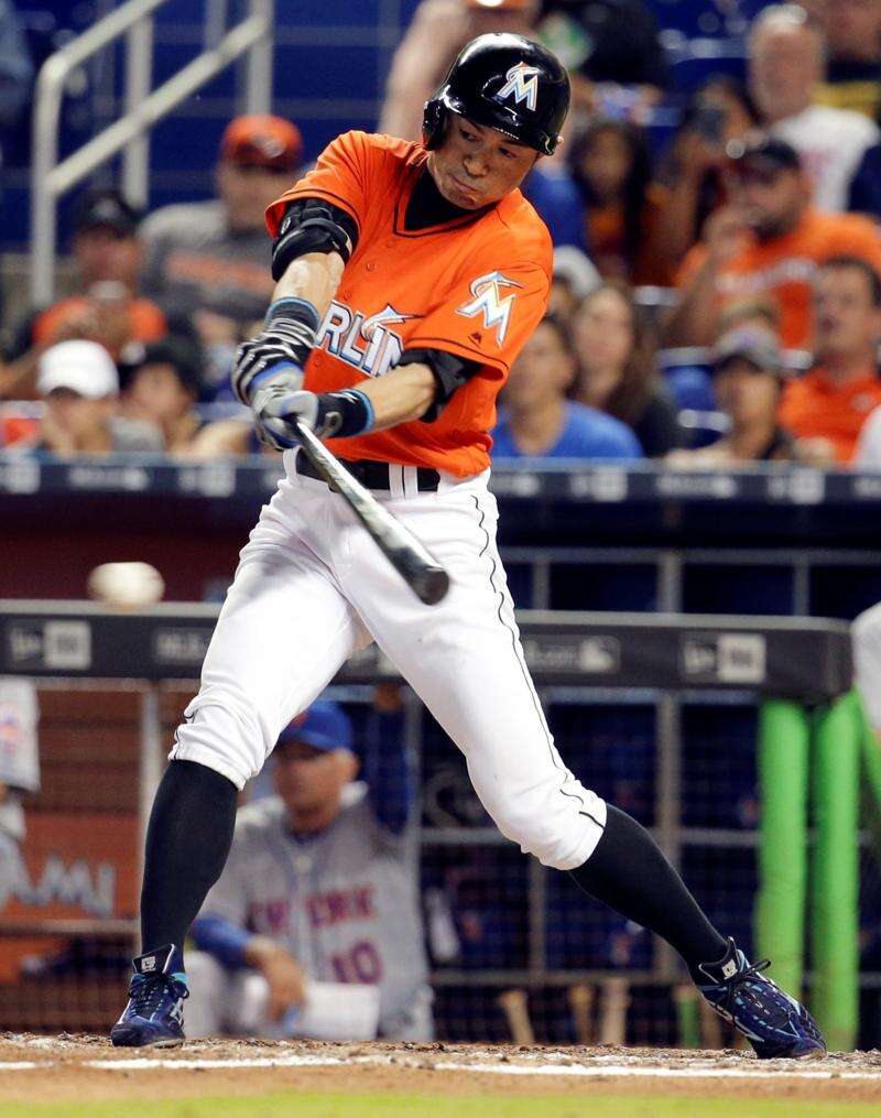 Miami Marlins OF Ichiro Suzuki reaches 3,000 hits -- full press