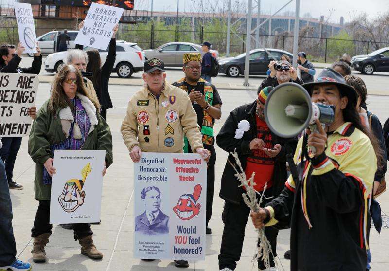 Native Americans protest Chief Wahoo logo at Cleveland Indians