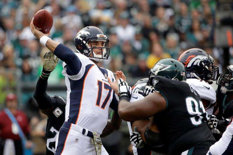 The Denver Broncos need to sign Carson Wentz for 2023