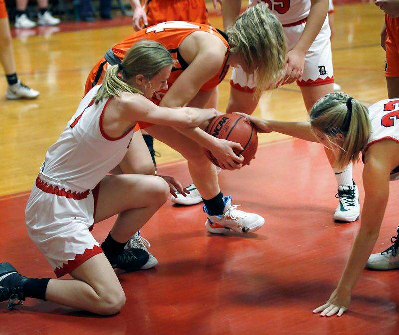 Ignacio girls basketball upsets No. 4 Del Norte – The Durango Herald