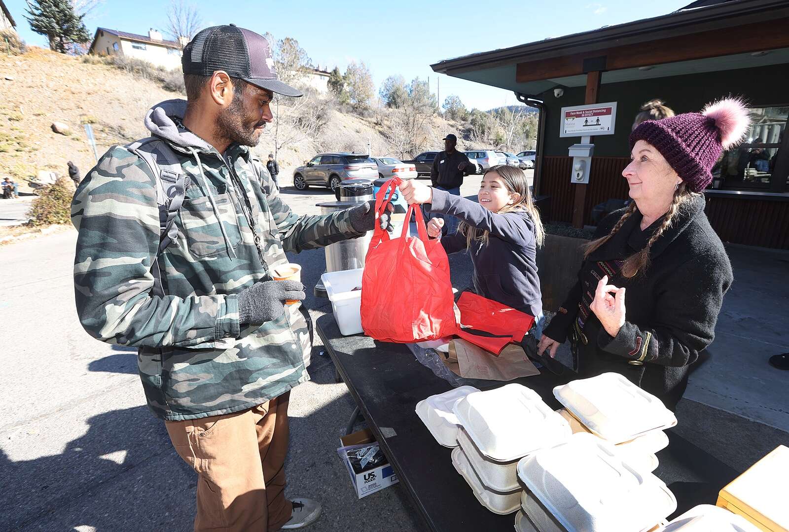 Thanksgiving spirit thrives in Durango with community meals The