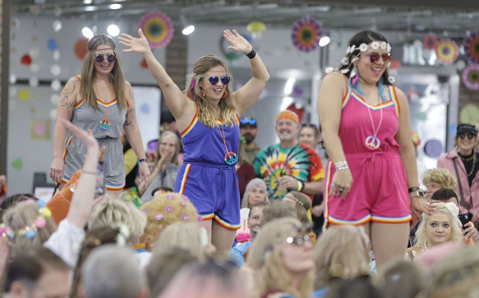Peace and love on sale outfits