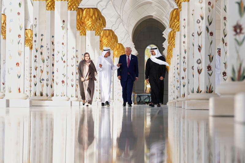 Live updates: Trump wraps up Mideast tour meet business leaders visit