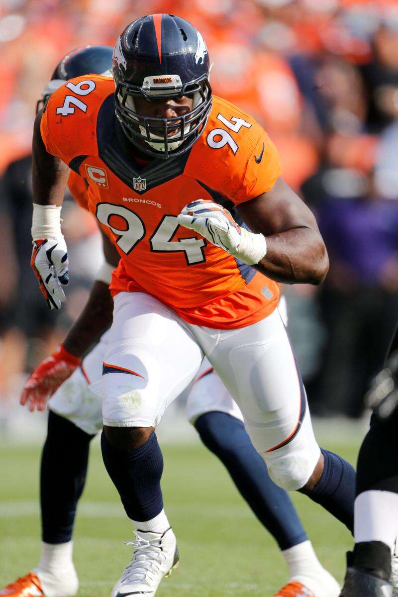 Denver's Ware restructures contract with Broncos – The Durango Herald