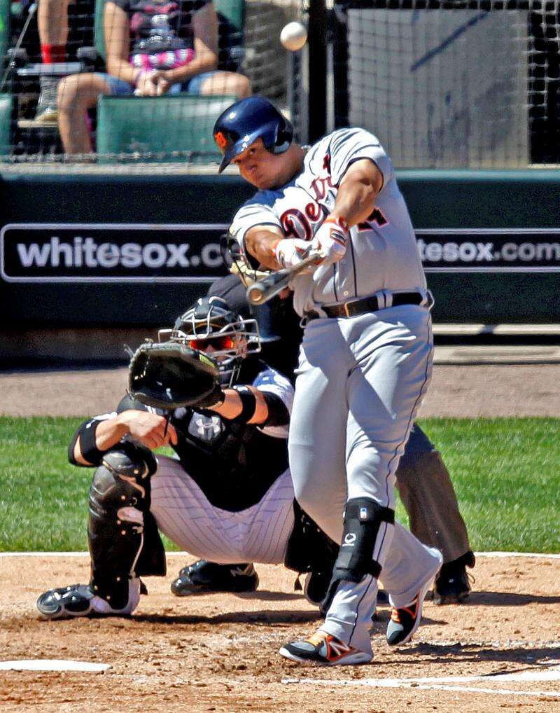 Cuban catcher defects after World Baseball Classic, report says