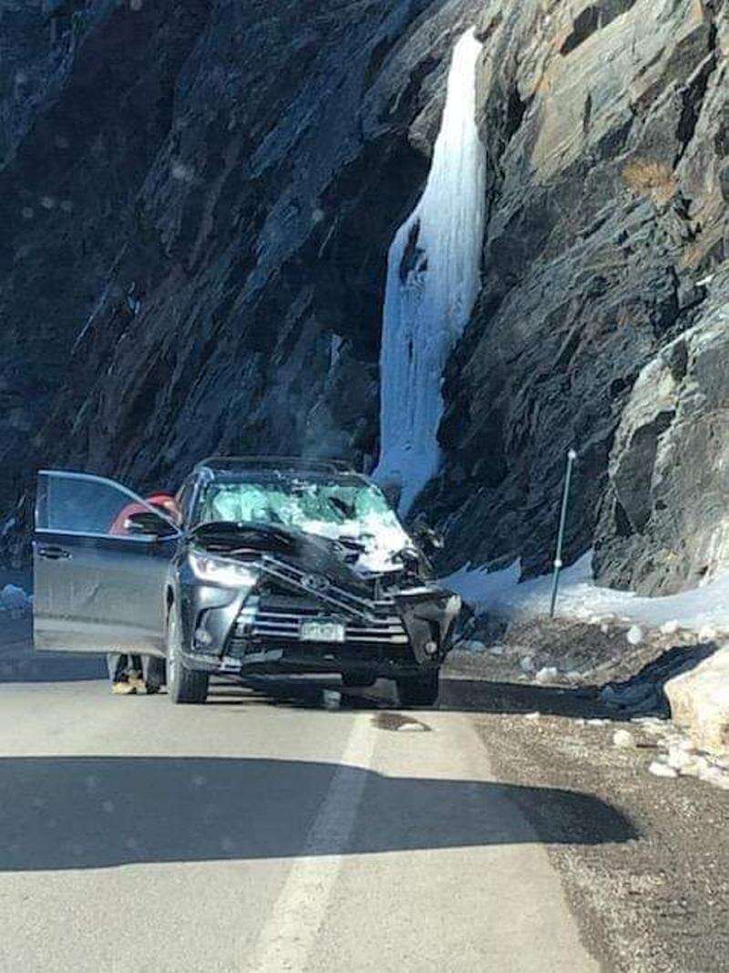 Red mountain pass outlet