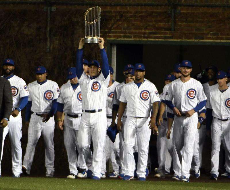 Banner moment: Chicago Cubs finally raise championship flag