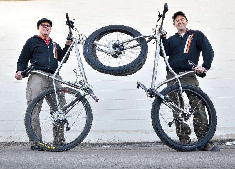 Triumph online mountain bike
