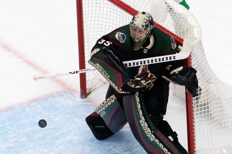 Darcy Kuemper looks ready to go for the Arizona Coyotes