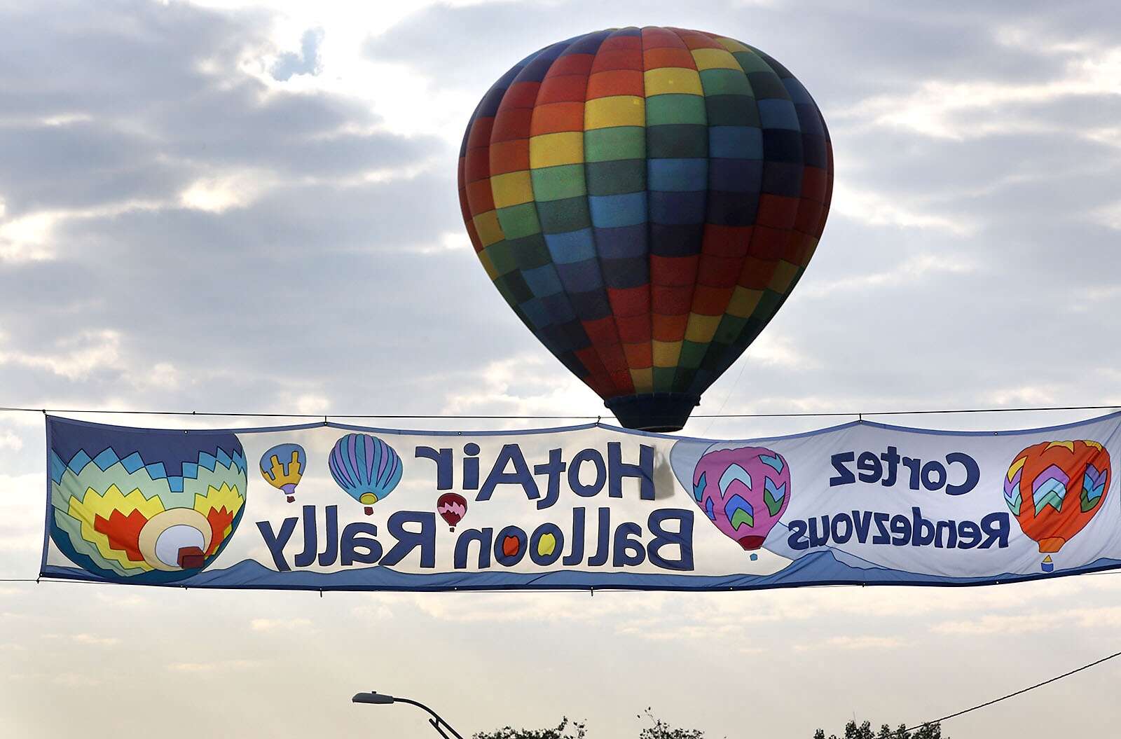 Cortez Rendezvous balloon rally brightens skies in Montezuma County