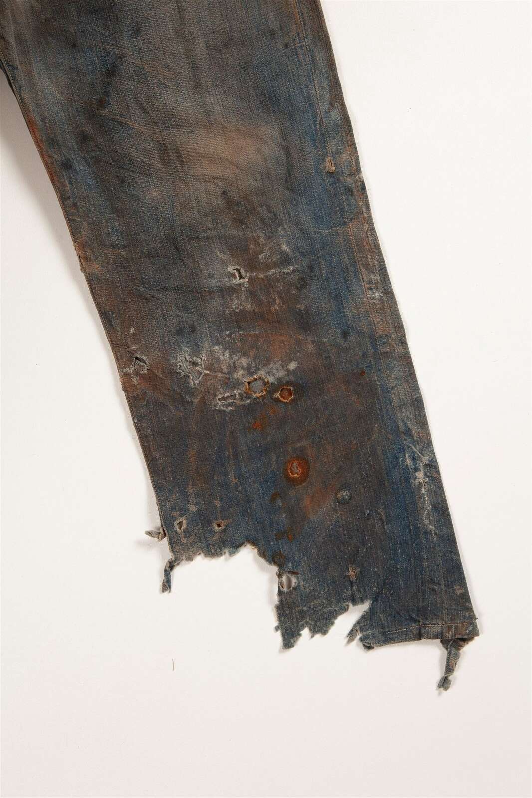 BREAKING UPDATE: Levi's Jeans From 1873 Sells For $100,000,- Long John