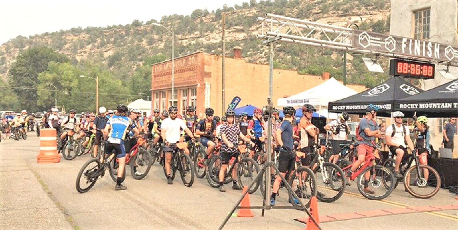 Mountain bikers converge in Dolores for Boggy Draw Beat Down races