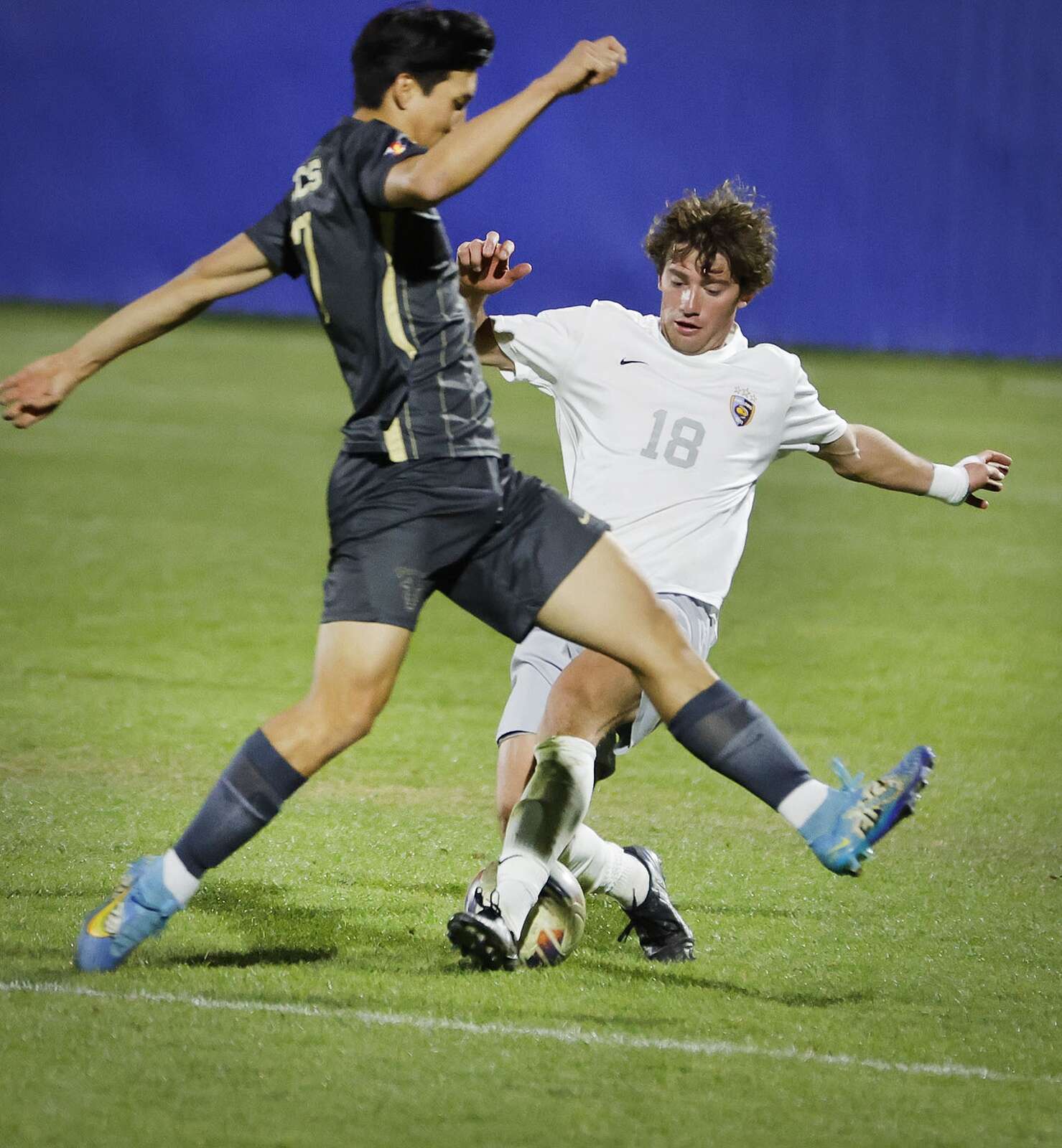 Fort Lewis Men's Soccer Win 2011 NCAA Champioship - Rocky Mountain Athletic  Conference