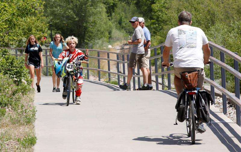 Bike around the discount buttes