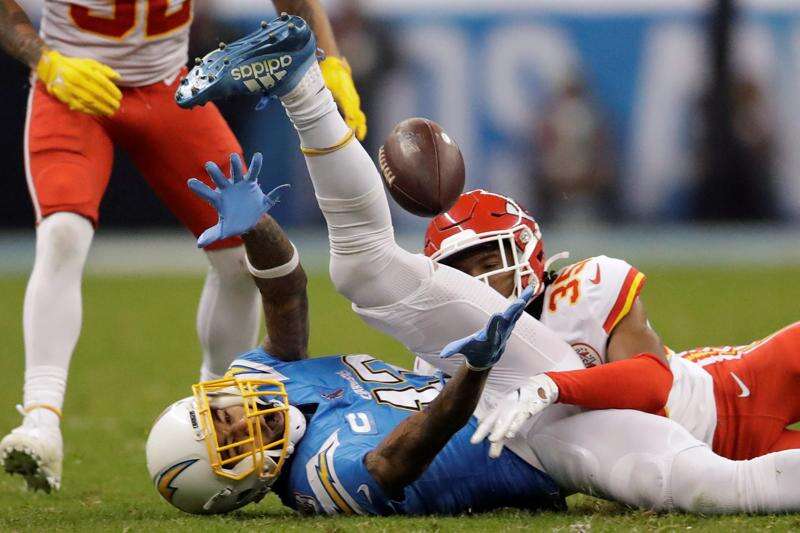 Mahomes, Chiefs hold off Chargers in Mexico City – The Durango Herald