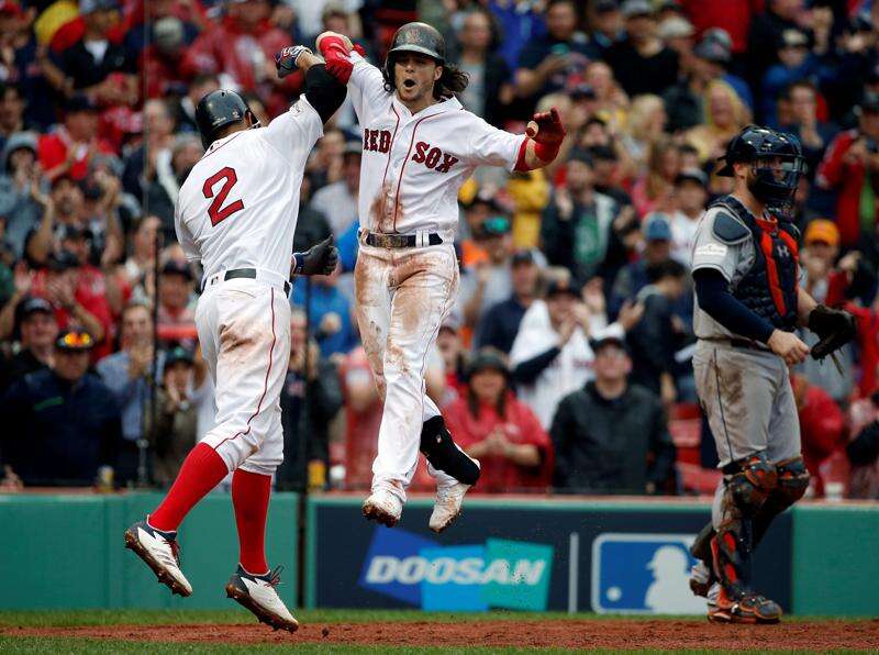 Houston Astros beat Boston Red Sox 5-4 in Game 4, advance to ALCS