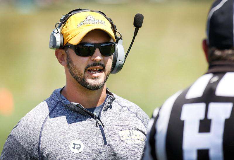 Fort Lewis College football coach Joe Morris resigns; Brandon Crosby takes  over – The Durango Herald