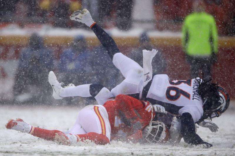 Chiefs roll over Broncos at snowy Arrowhead – The Durango Herald