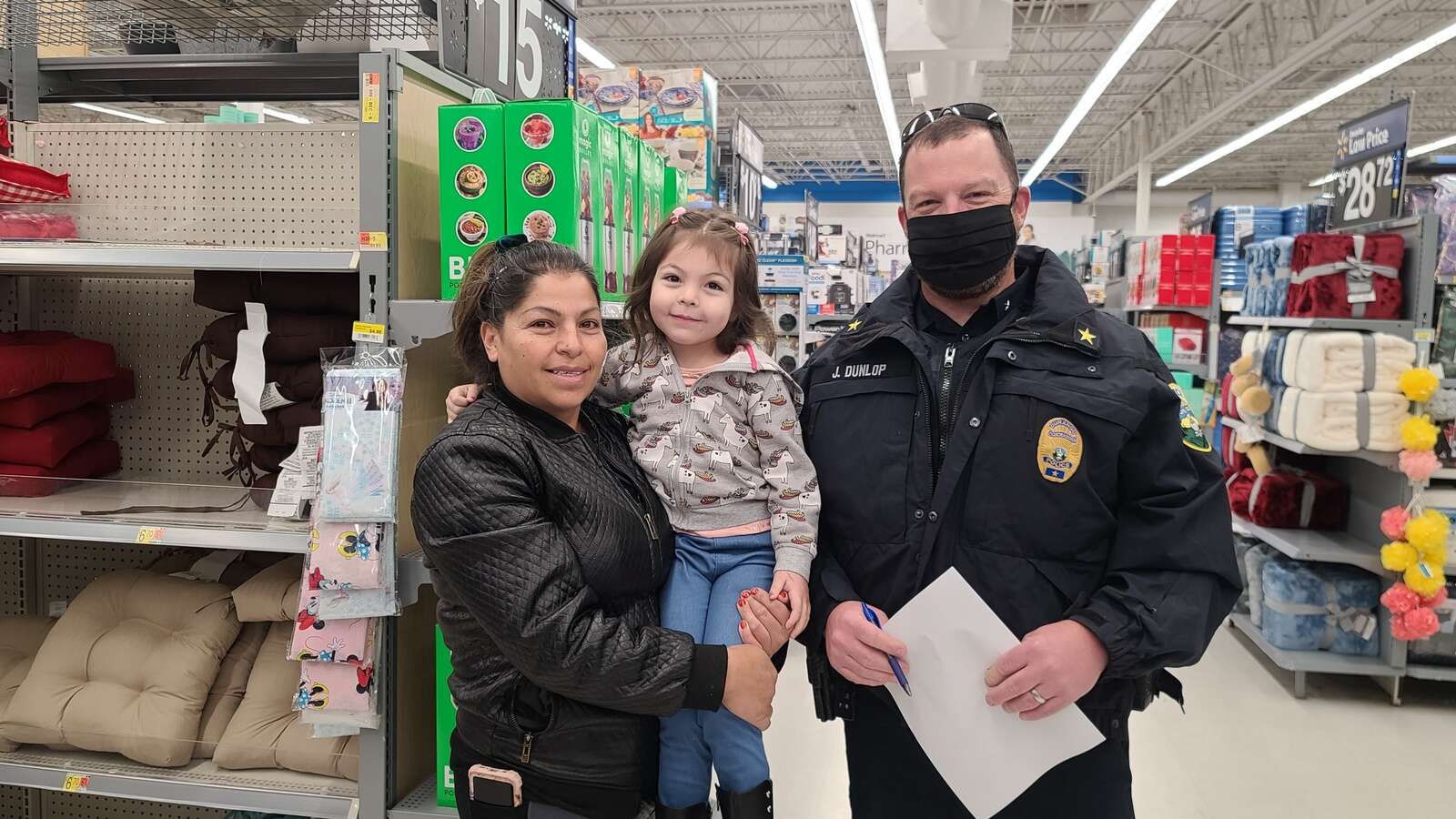 125 Durango-area children 'Shop with a Cop' at Walmart – The