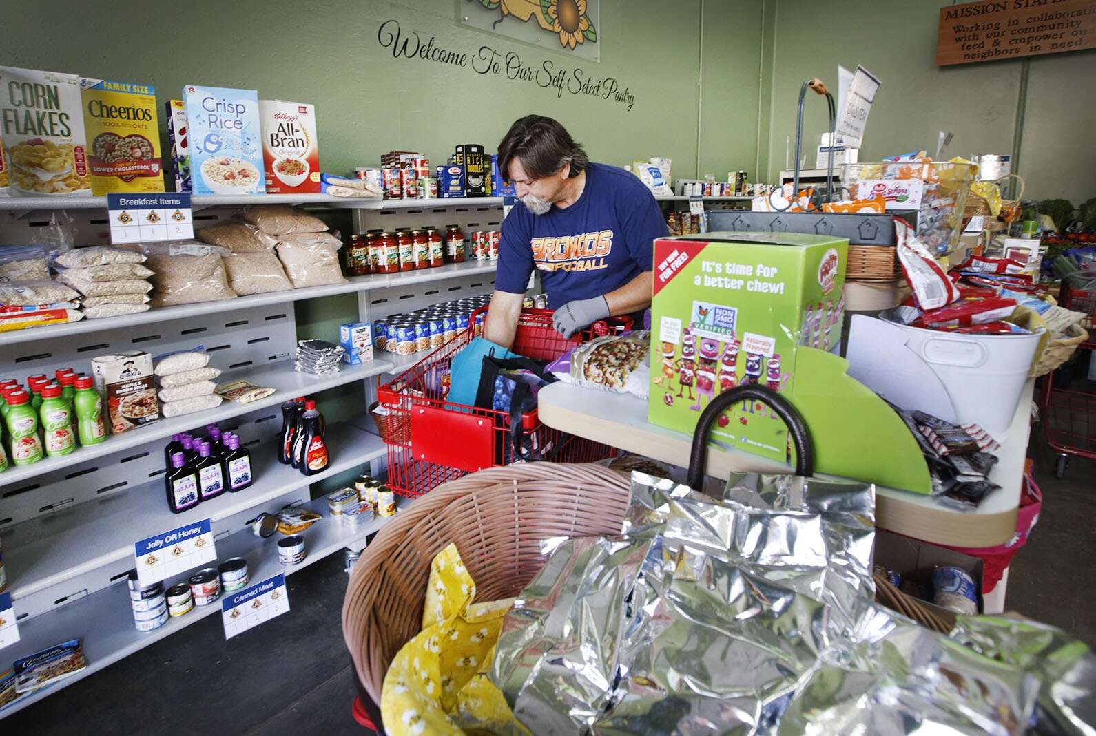 doos Vallen Elektropositief Food bank becomes more like a grocery store experience in Durango – The  Durango Herald