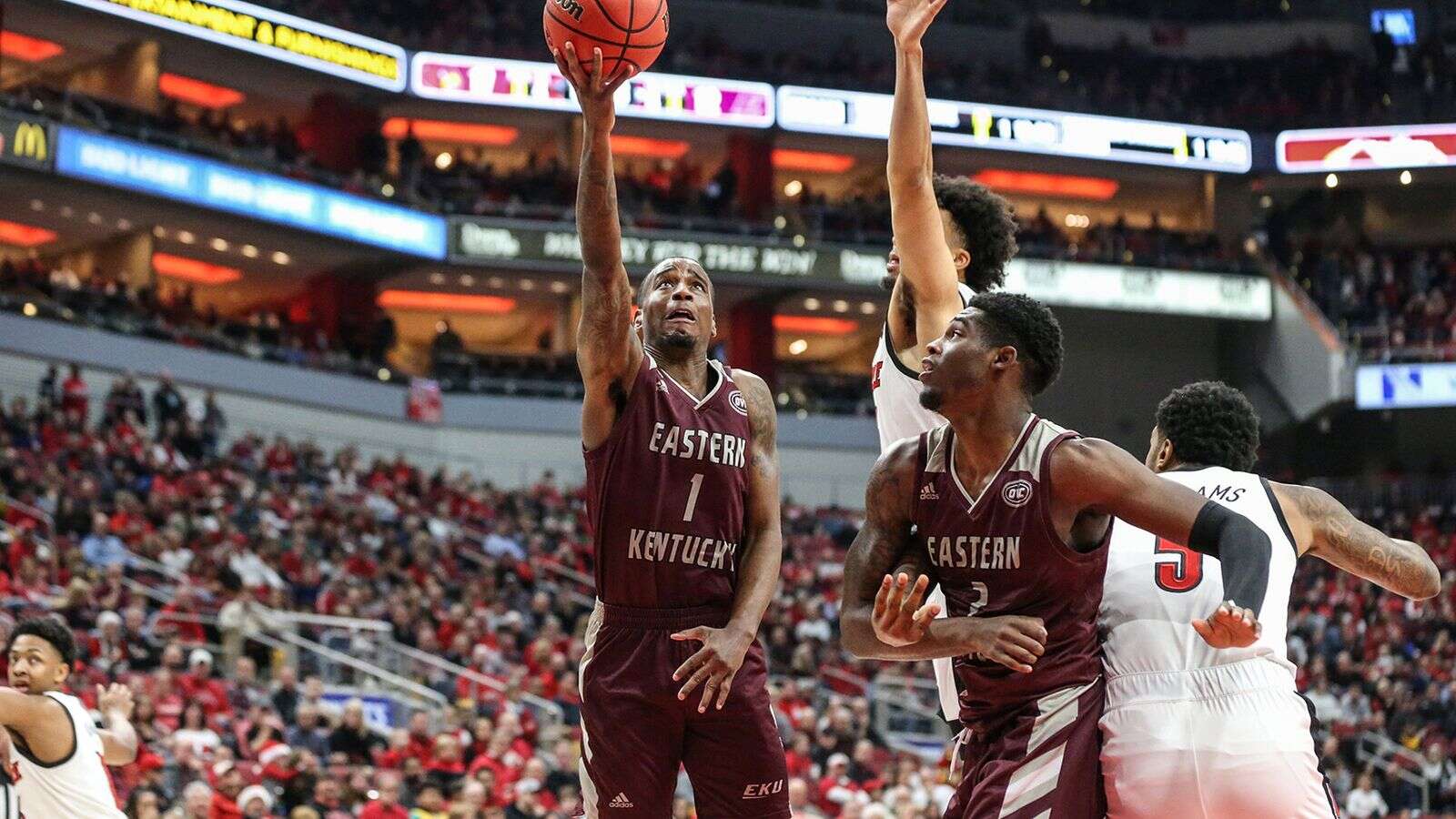 Kentucky guard Hobbs added to loaded Fort Lewis College men s