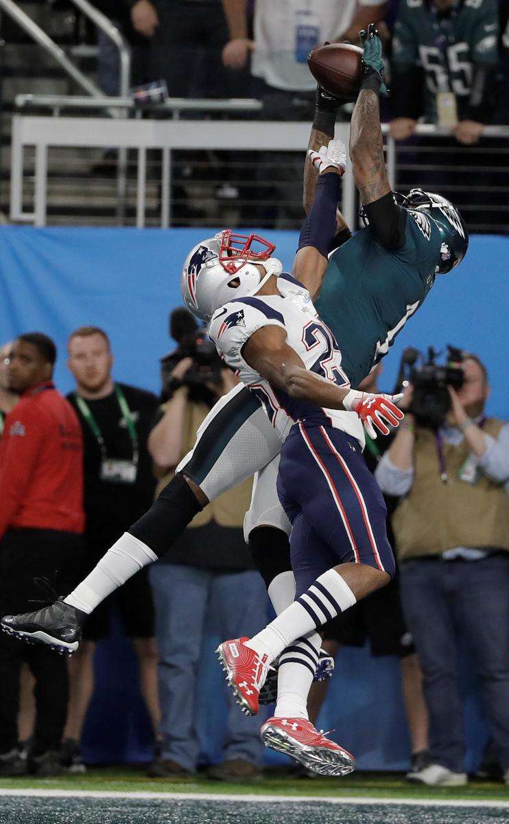 Philadelphia Eagles fly past New England Patriots in epic Super Bowl – The  Durango Herald