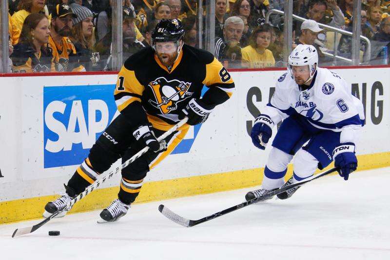 Phil Kessel four victories from winning Stanley Cup with Penguins